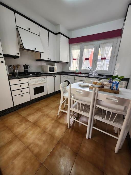 Appartement Duplex Rua Sol - Netflix à Laxe Extérieur photo